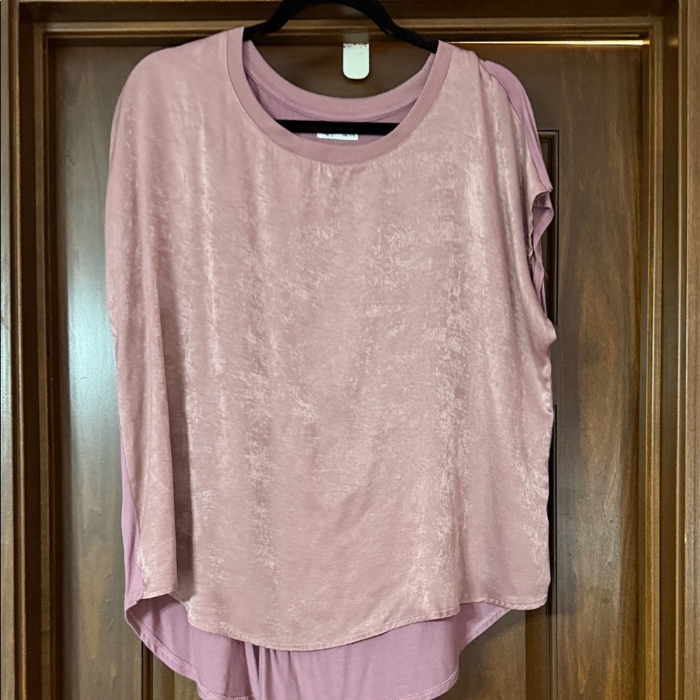 Elegant Mauve Short Sleeve Women's Top